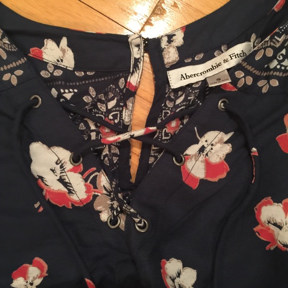 Abercrombie romper long sleeved S - Picture 2 of 3